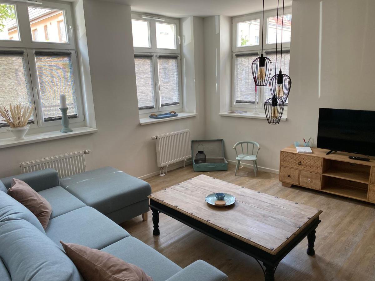 14 Apartment *